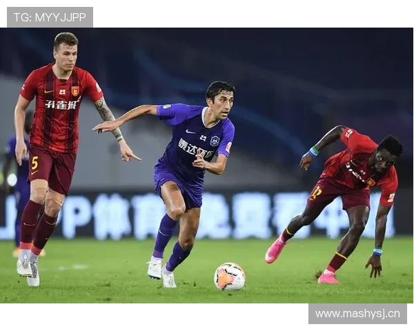 广州队新援首秀表现稳健，助力球队近期走势清晰