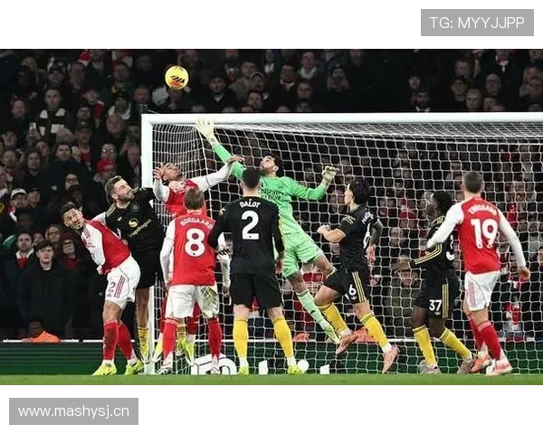 曼城高位压迫战术下，防线空当是否更容易遭对手快速反击利用