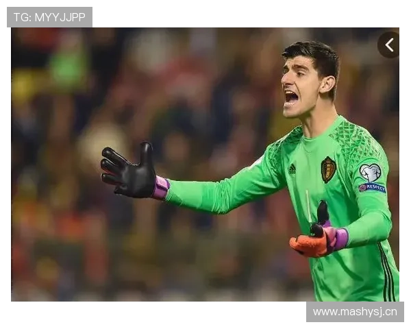 库尔图瓦对利物浦曼城的极限扑救名场面解析