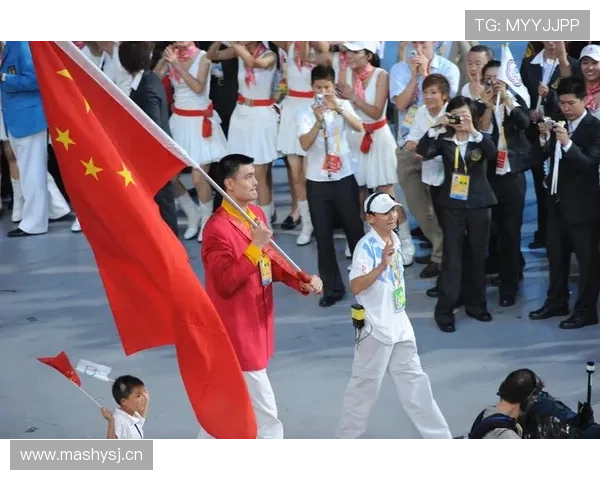 刘翔赛场上猛如虎，家里却连袜子都不带对对称这种事？